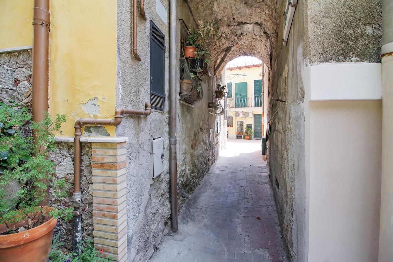 Taormina Sunny Experience Apartment Luaran gambar